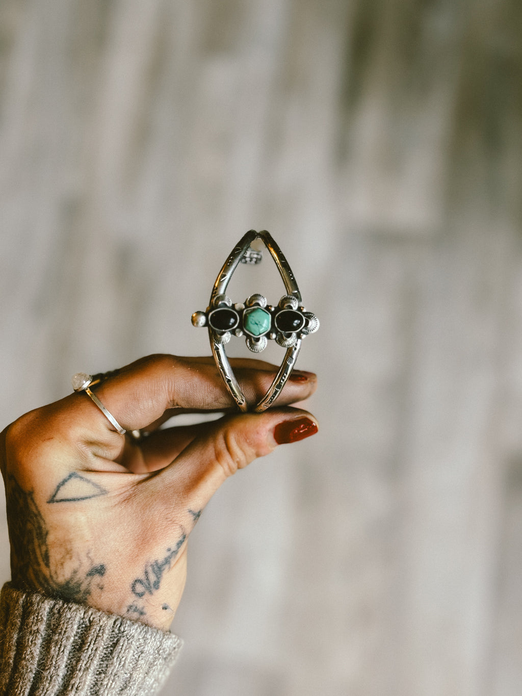 VALKYRJA Cuff Bracelet  with Black Onyx and Turquoise | 925 Silver