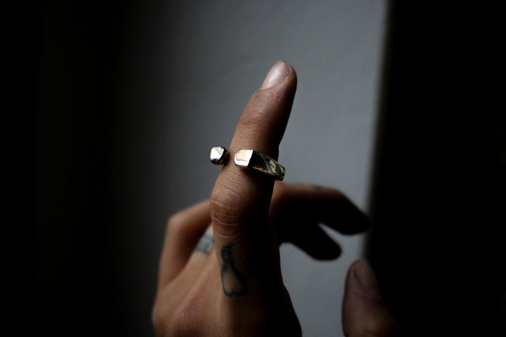 BRUT \(\Lambda \) Ring | 925 Silver