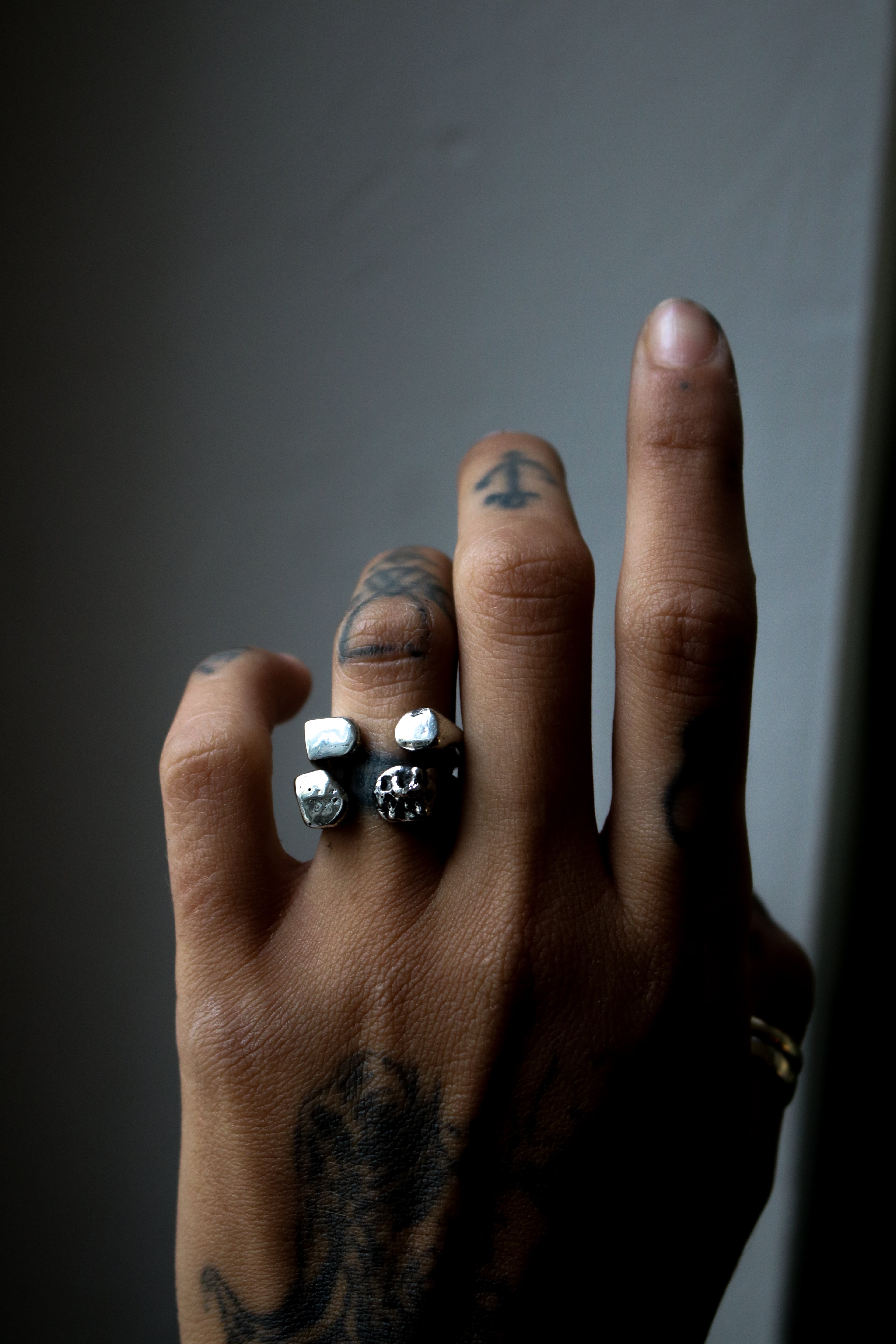 BRUT \(\Lambda \) Ring | 925 Silver