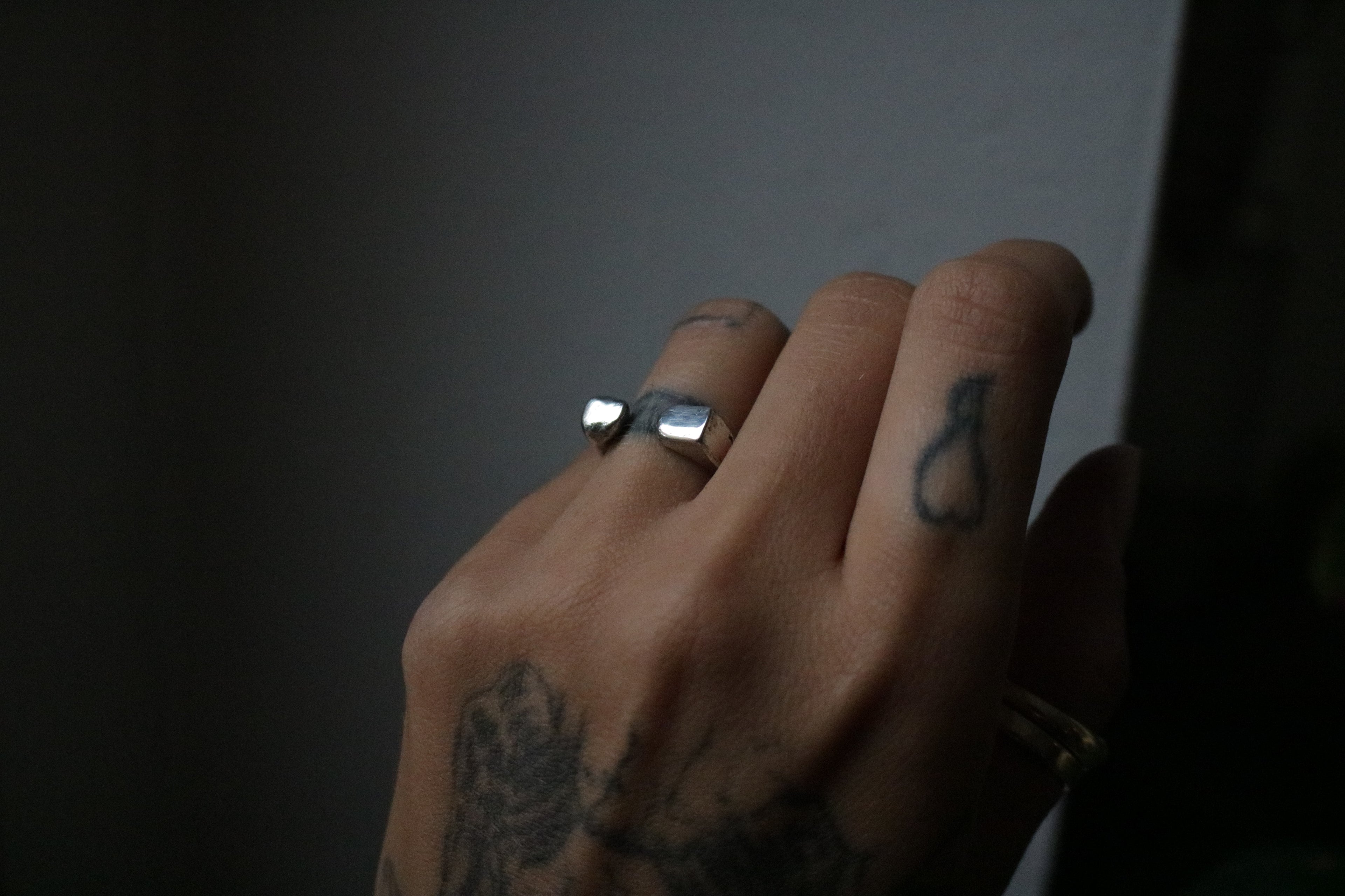 BRUT \(\Lambda \) Ring | 925 Silver